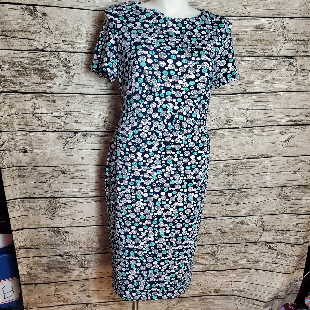 Lila Kass Classic Dress Size 3XL.Pit to pit approx: 20 inches Right shoulder